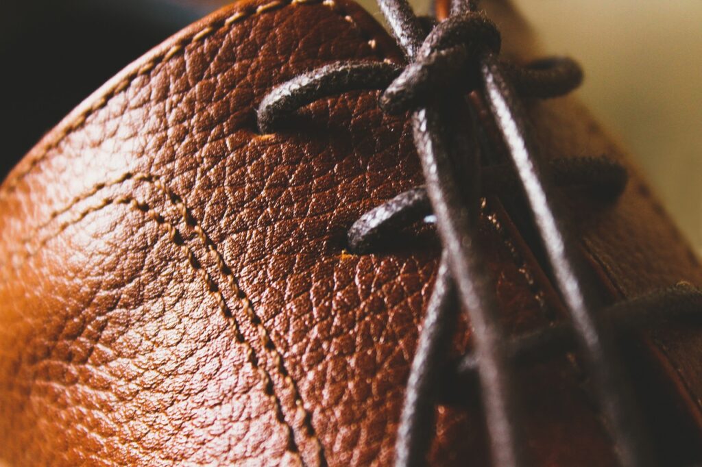 shoes-4345636_1280